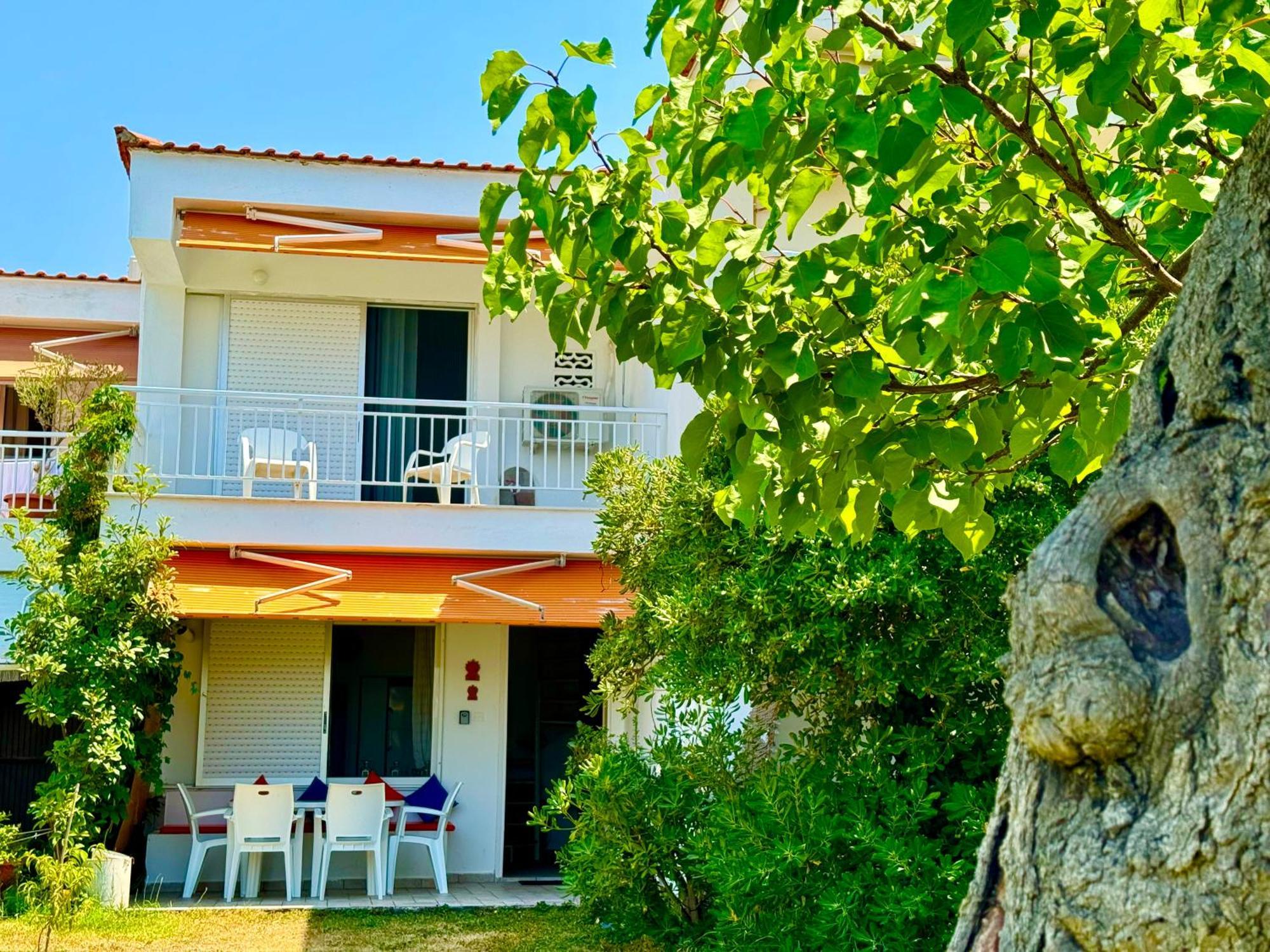 Villa Garden House Gerakini Exterior foto